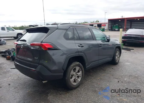 2023 Toyota Rav4 Xle из США, поврежденный, VIN 2T3W1RFV2PW262302